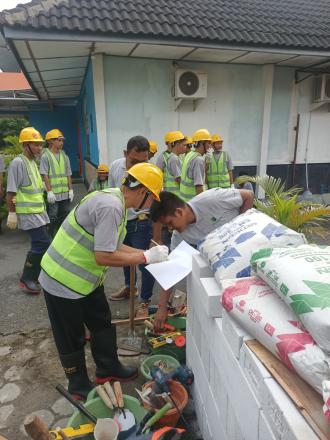 PELATIHAN DAN SERTIFIKASI TUKANG BANGUNAN GEDUNG TAHUN 2025 DI KALURAHAN BANGUNTAPAN
