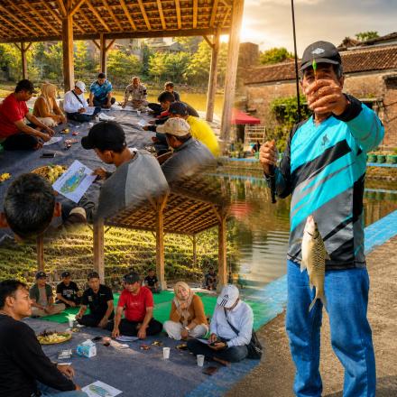 SARASEHAN WARGA DAN MANCING BERSAMA PEMKAL BANGUNTAPAN DENGAN PAGUYUBAN PENGELOLA EMBUNG BANGERAN